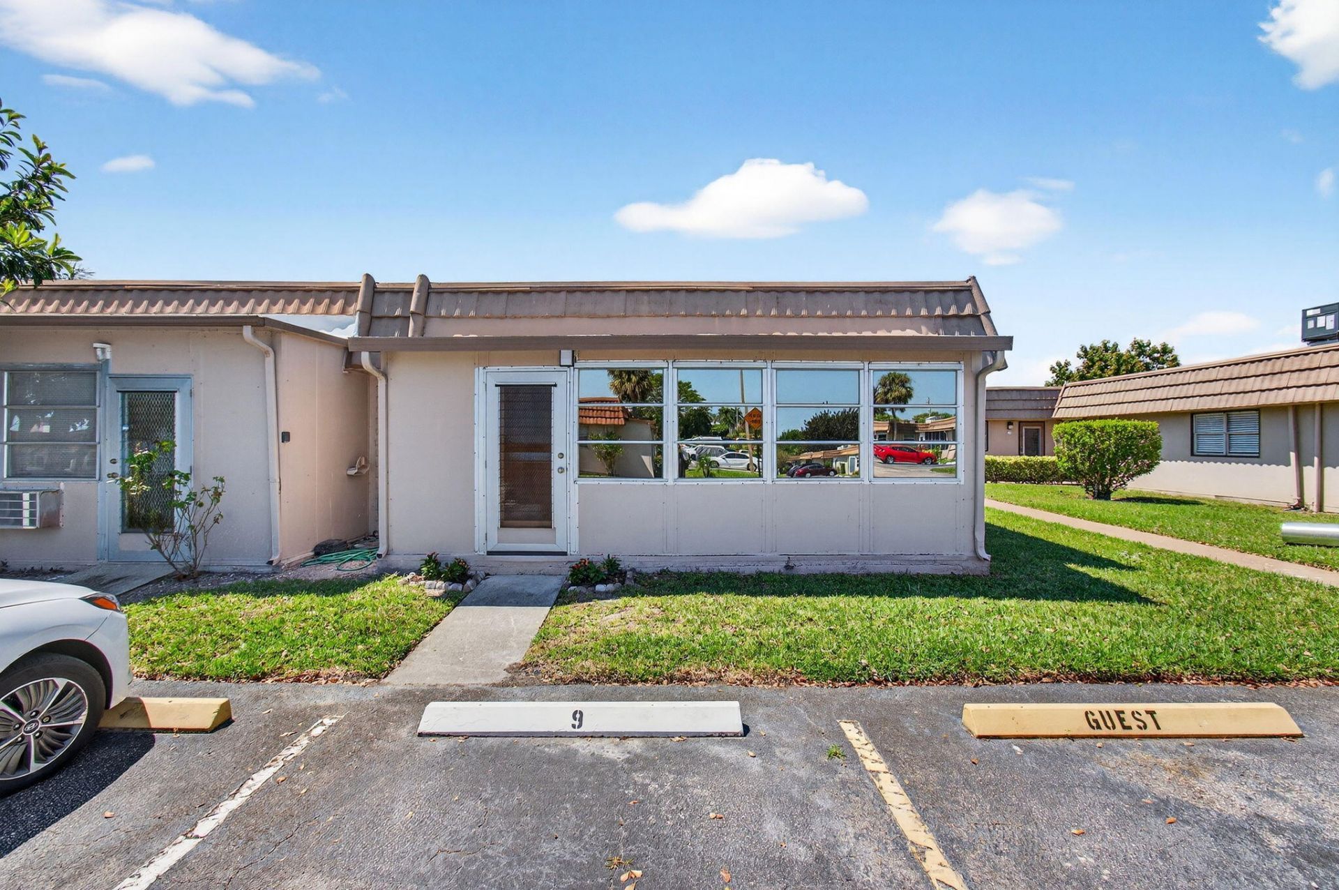 225 Seville Boulevard, Unit J, Delray Beach, FL 33446 Photo