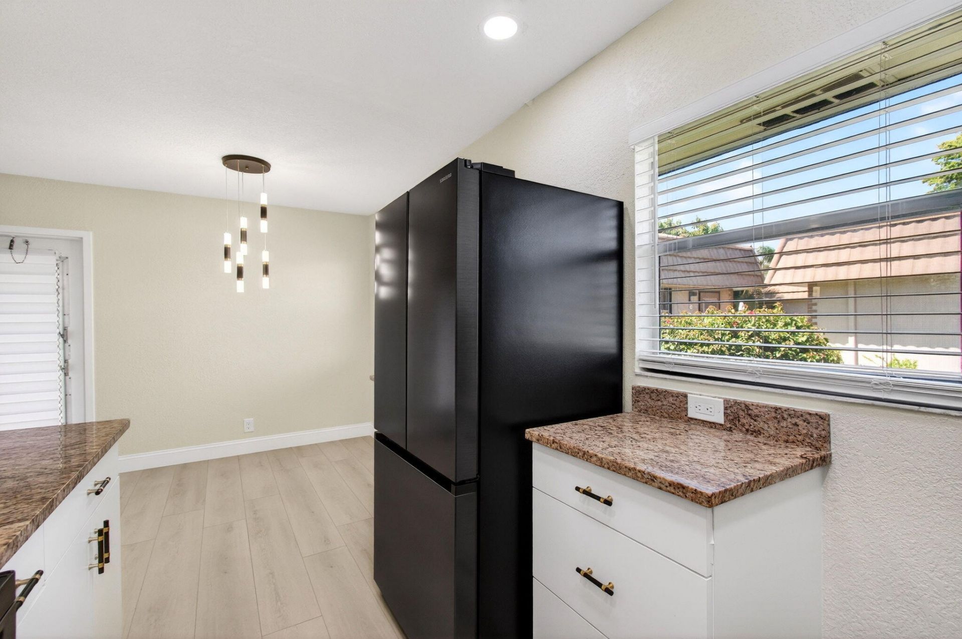 225 Seville Boulevard, Unit J, Delray Beach, FL 33446 Photo