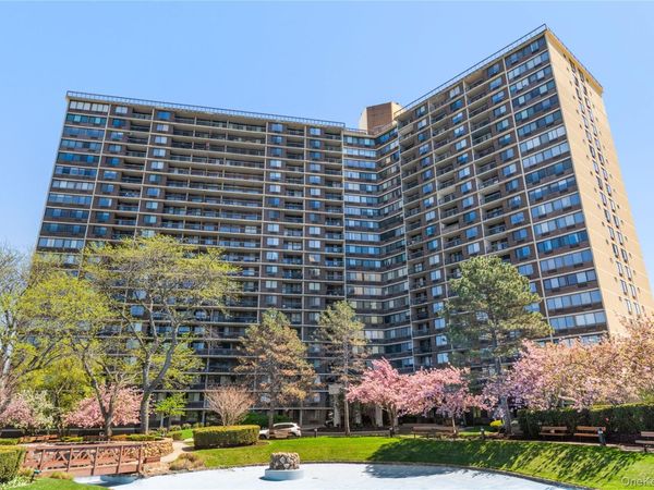 2 Bay Club Drive, Unit 17P, Bayside, NY 11360