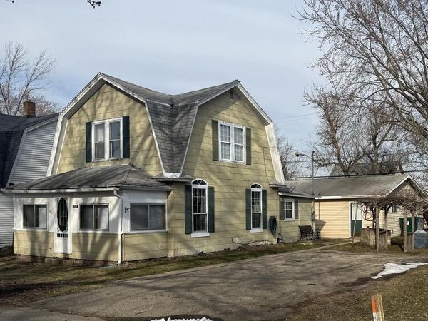235 MAPLE STREET, Redgranite, WI 54970