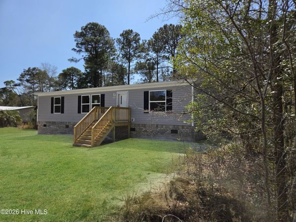 1451 Mockingbird Place SW, Shallotte, NC 28470