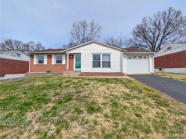 1513 Cargill Drive , St Louis, MO 63136