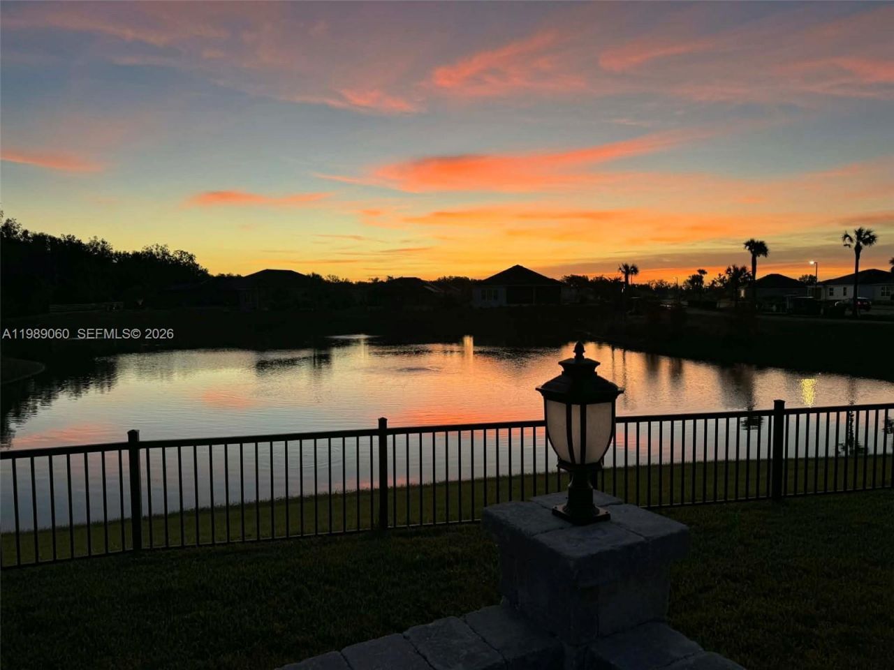 953 Ruhlman Loop , Okahumpka, FL 34762 Photo