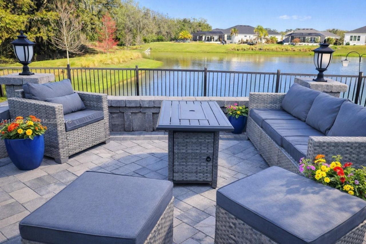 953 Ruhlman Loop , Okahumpka, FL 34762 Photo