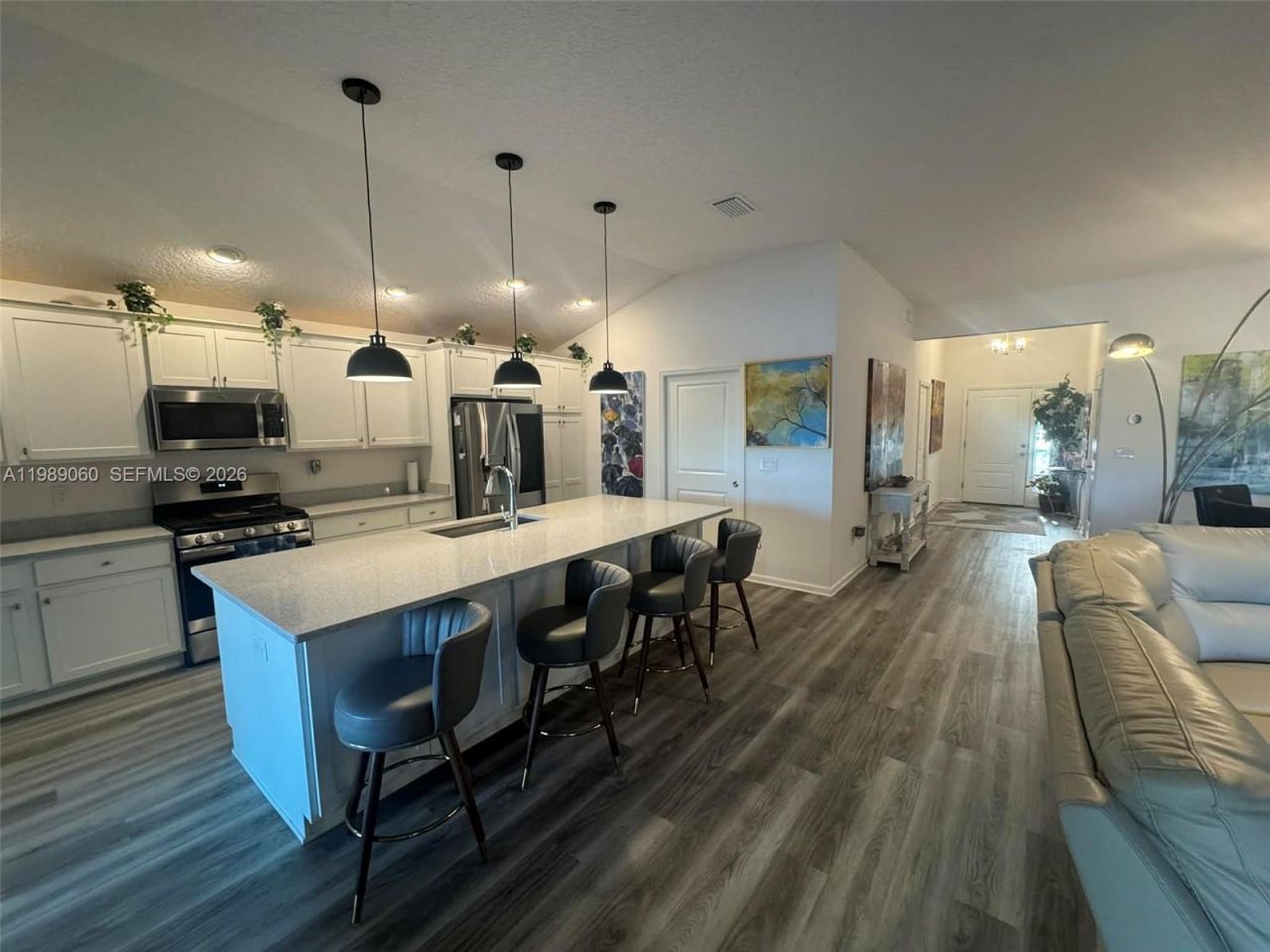 953 Ruhlman Loop , Okahumpka, FL 34762 Photo