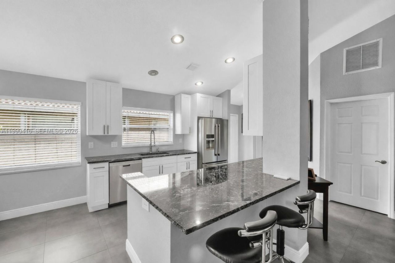 5477 Grande Palm Cir , Delray Beach, FL 33484 Photo