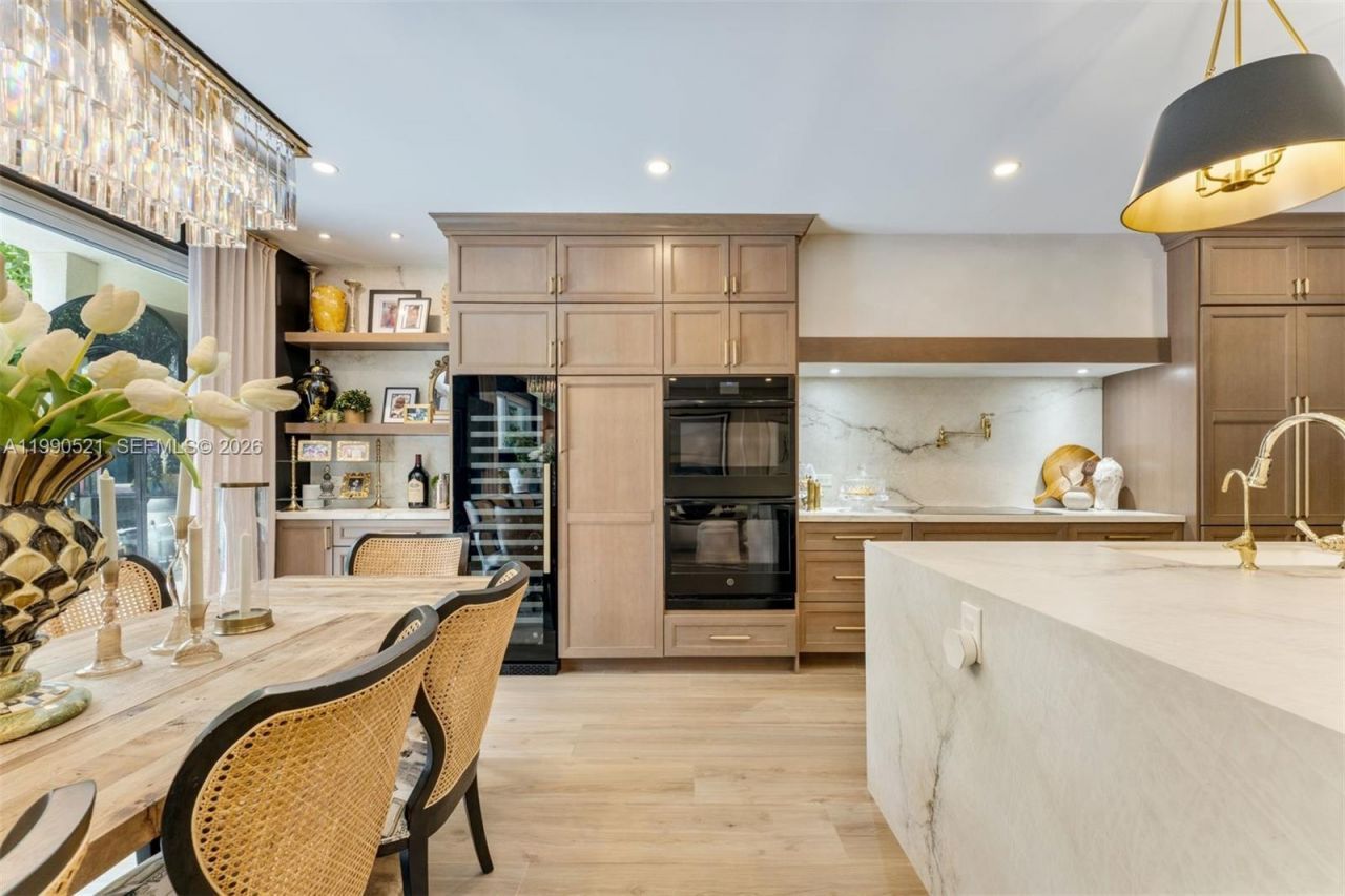 3028 NE Quayside Ln , Unit 34, Miami, FL 33138 Photo