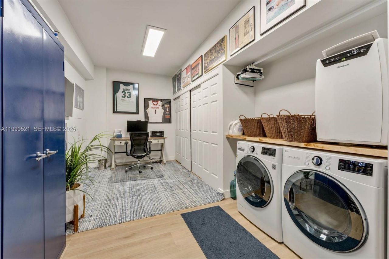 3028 NE Quayside Ln , Unit 34, Miami, FL 33138 Photo