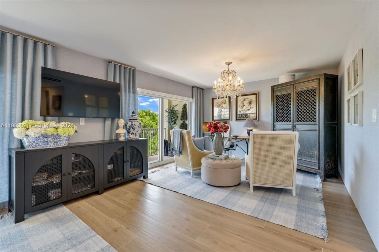 3028 NE Quayside Ln , Unit 34, Miami, FL 33138 Photo