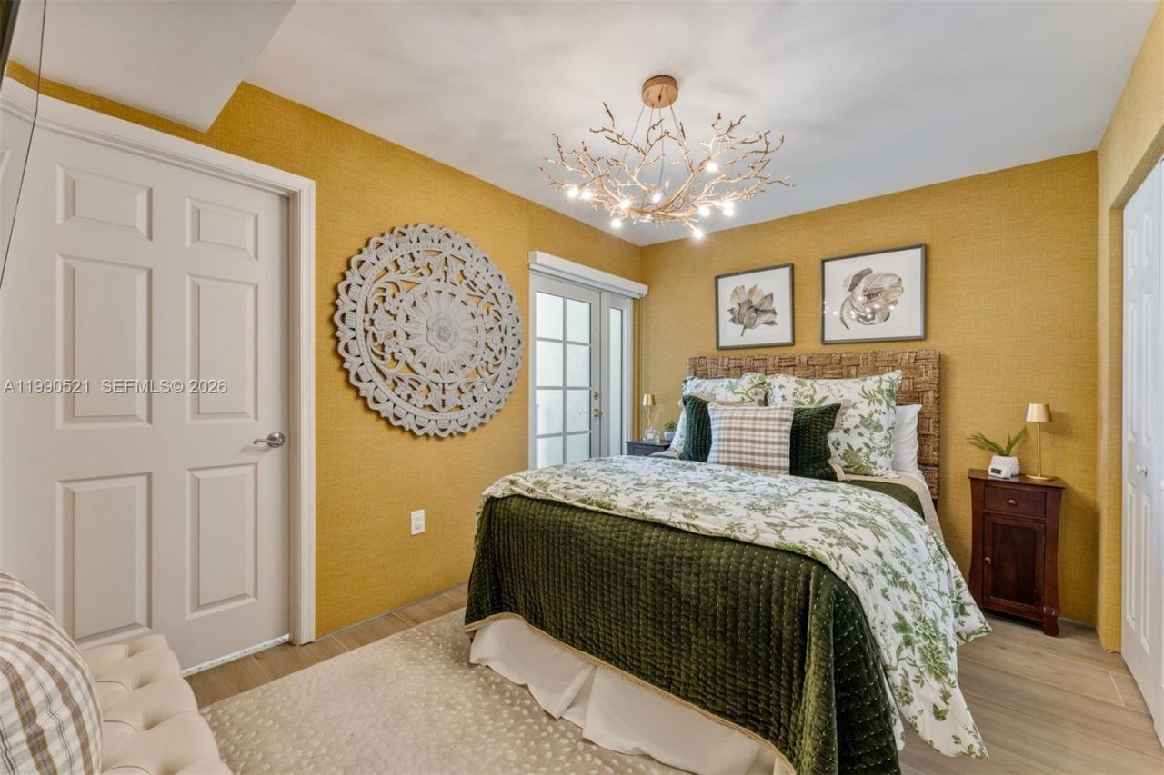 3028 NE Quayside Ln , Unit 34, Miami, FL 33138 Photo