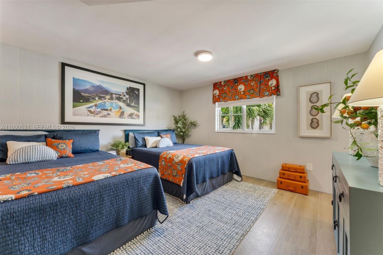 3028 NE Quayside Ln , Unit 34, Miami, FL 33138 Photo