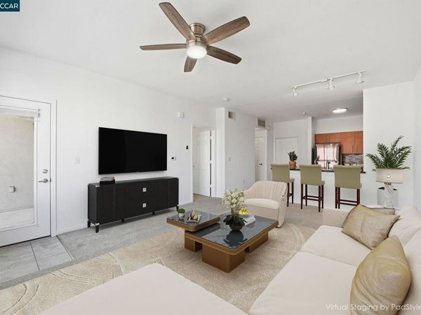 1060 S 3Rd St, Unit 202, San Jose, CA 95112