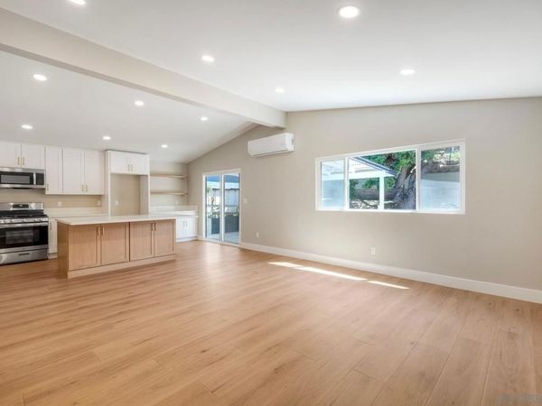 578 E. Indian Rock Rd, Vista, CA 92084