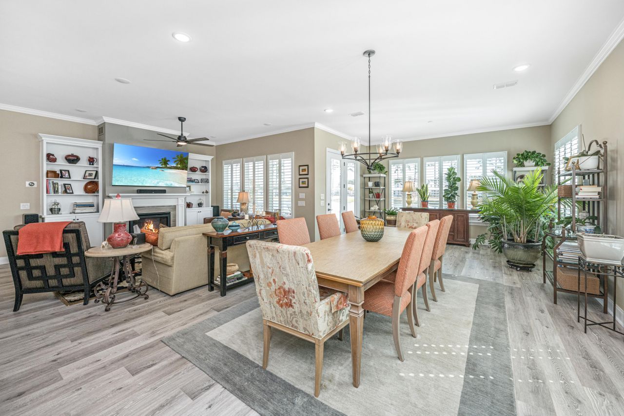 518 Marsh Cove Circle Photo 12