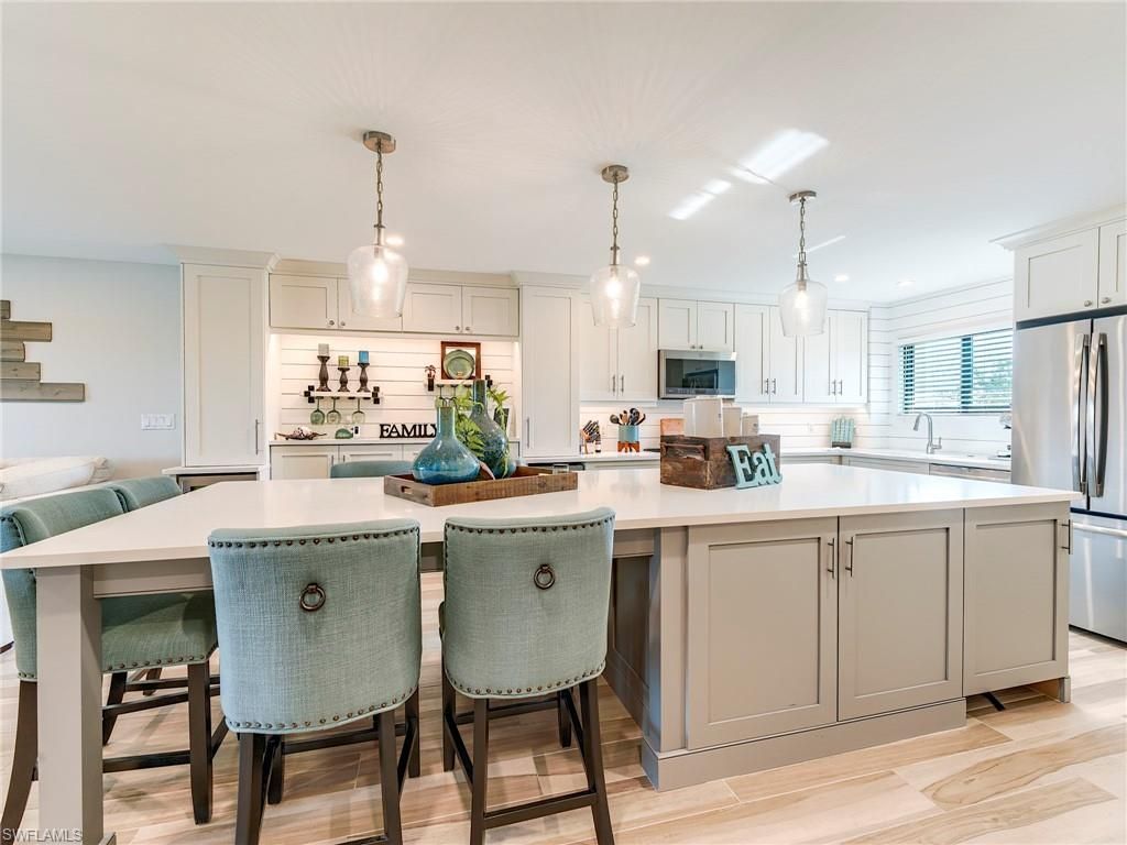 226 3rd St, Unit 215, Bonita Springs, FL 34134 Photo