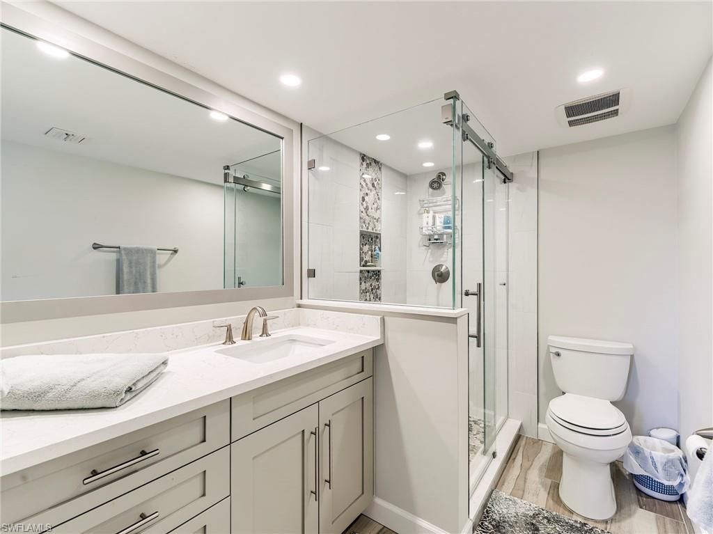 226 3rd St, Unit 215, Bonita Springs, FL 34134 Photo