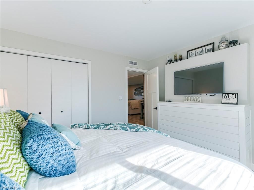 226 3rd St, Unit 215, Bonita Springs, FL 34134 Photo