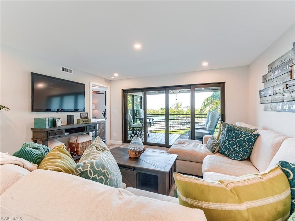 226 3rd St, Unit 215, Bonita Springs, FL 34134 Photo