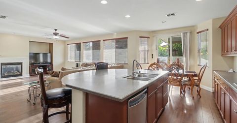 6829 Salvaterra Cir, Elk Grove, CA 95757 Photo