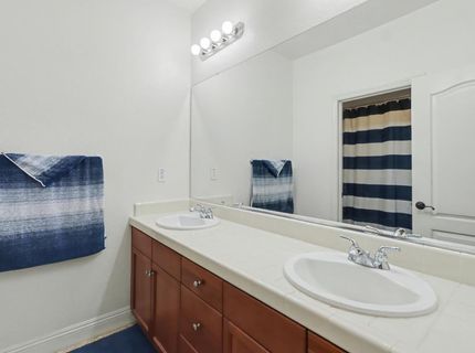 6829 Salvaterra Cir, Elk Grove, CA 95757 Photo