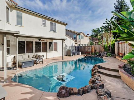 6829 Salvaterra Cir, Elk Grove, CA 95757 Photo