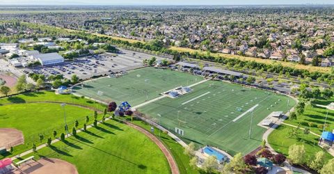 6829 Salvaterra Cir, Elk Grove, CA 95757 Photo