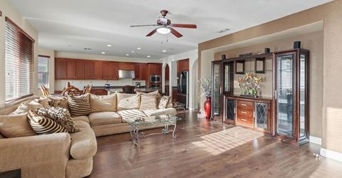 6829 Salvaterra Cir, Elk Grove, CA 95757 Photo