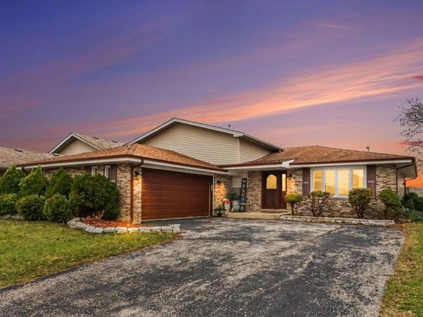 2731 201st Place, Lynwood, IL 60411