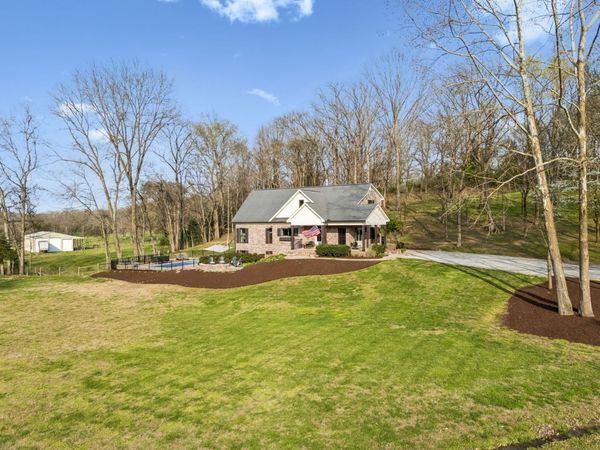 4694 Bennett Hollow Rd , Thompsons Station, TN 37179