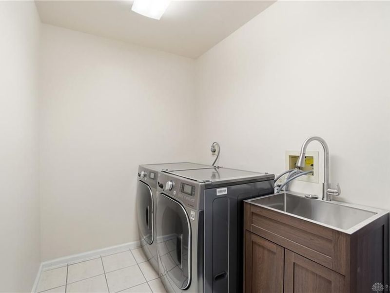 2275 Bluewing Drive, Beavercreek, OH 45431 Photo 21