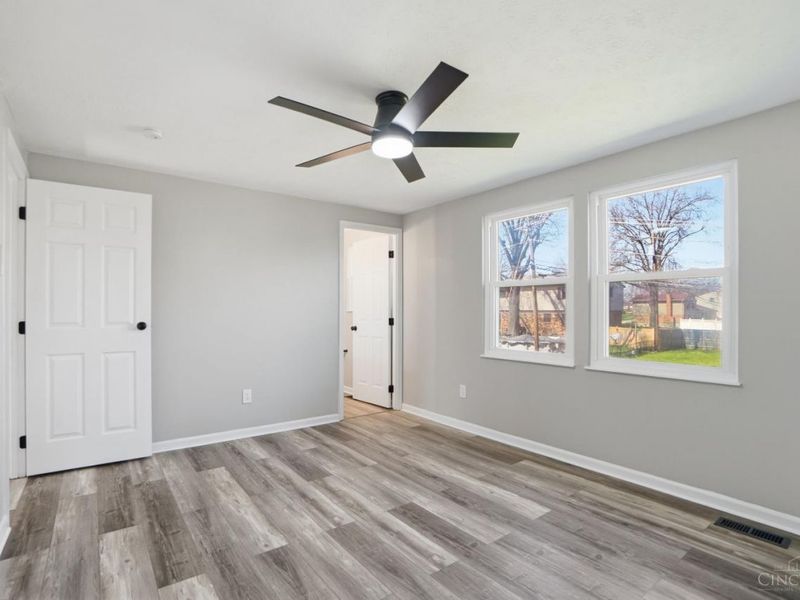 Delhi Twp, OH 45238 Photo 15