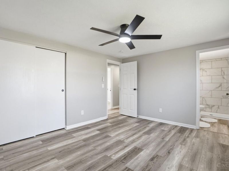 Delhi Twp, OH 45238 Photo 16