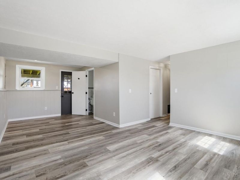 Delhi Twp, OH 45238 Photo 29