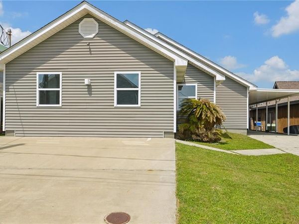 4886 FRAN Lane , Barataria, LA 70036