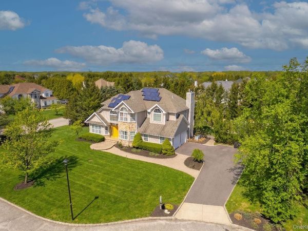 1 Holly Court, Miller Place, NY 11764