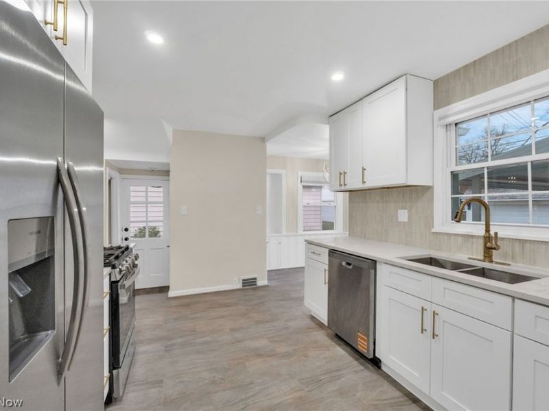 4182 Silsby Road, University Heights, OH 44118 Photo 18