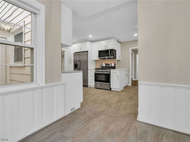 4182 Silsby Road, University Heights, OH 44118 Photo 22