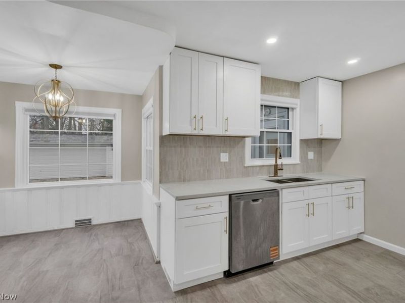 4182 Silsby Road, University Heights, OH 44118 Photo 23