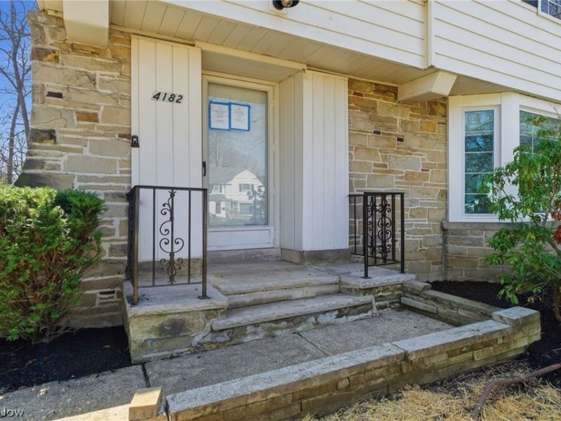 4182 Silsby Road, University Heights, OH 44118 Photo 8