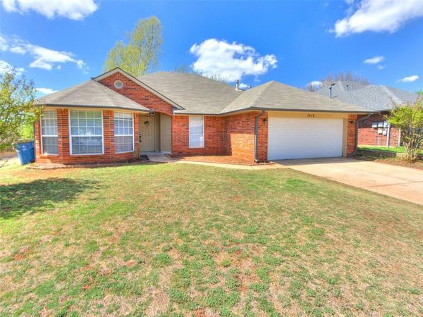 1013 Blue Ridge Drive, Edmond, OK 73003