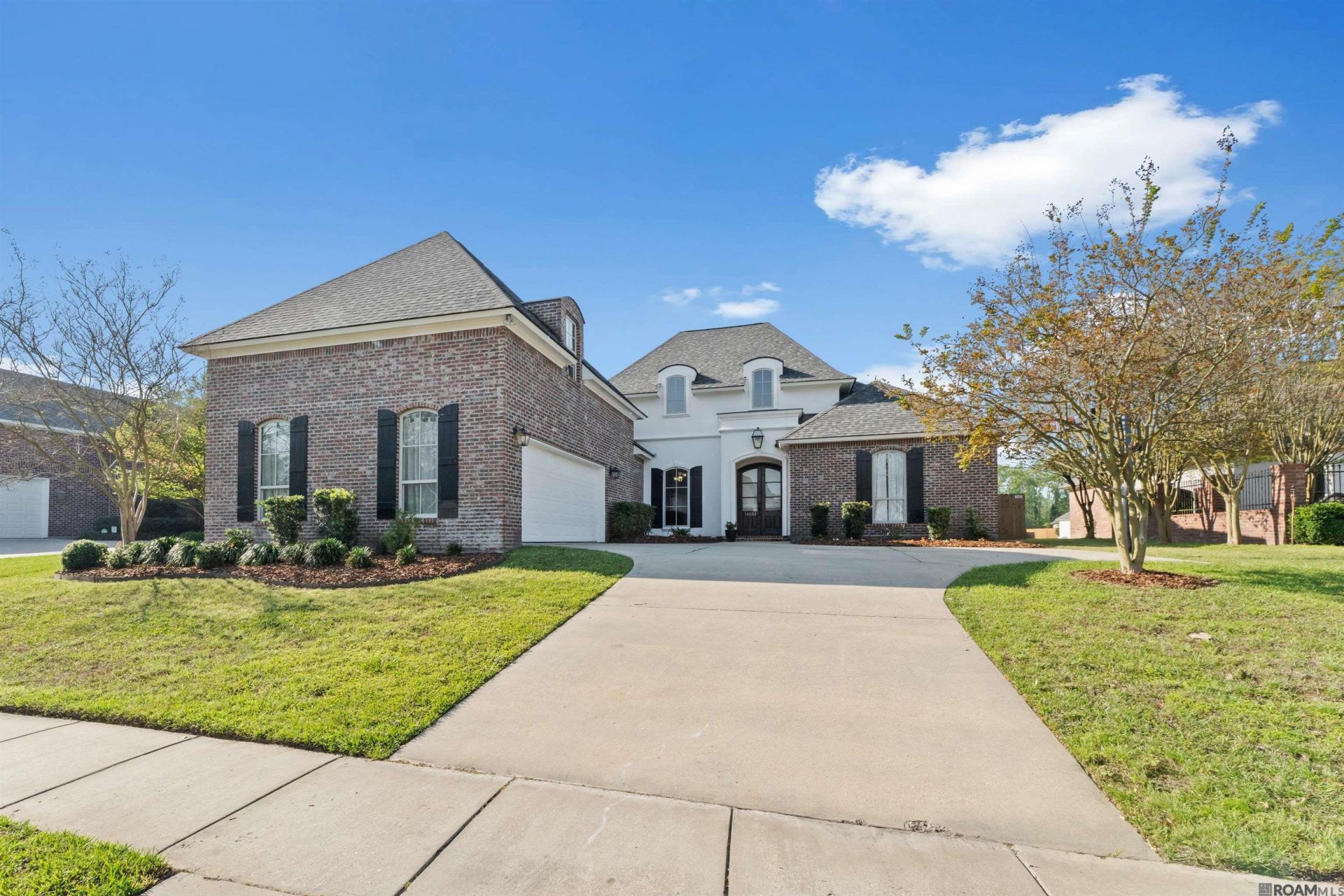 14532 Oak Path Dr, Prairieville, LA 70769 Main Photo