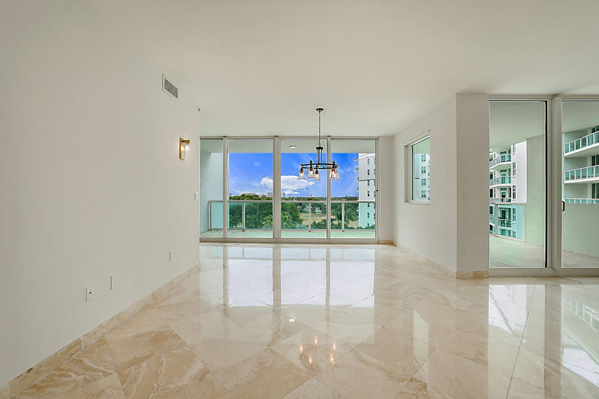 500 SE Mizner Boulevard, Unit A608, Boca Raton, FL 33432 Photo