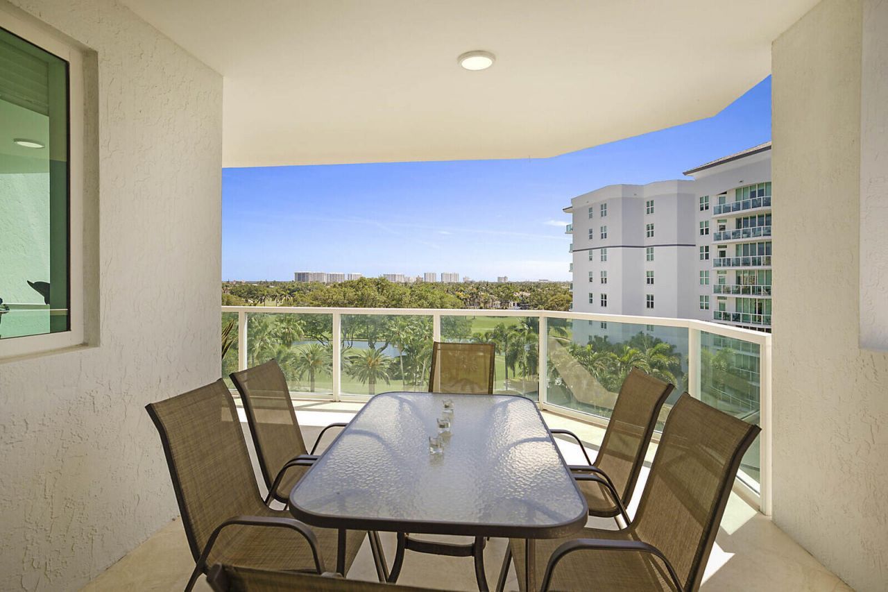 500 SE Mizner Boulevard, Unit A608, Boca Raton, FL 33432 Photo