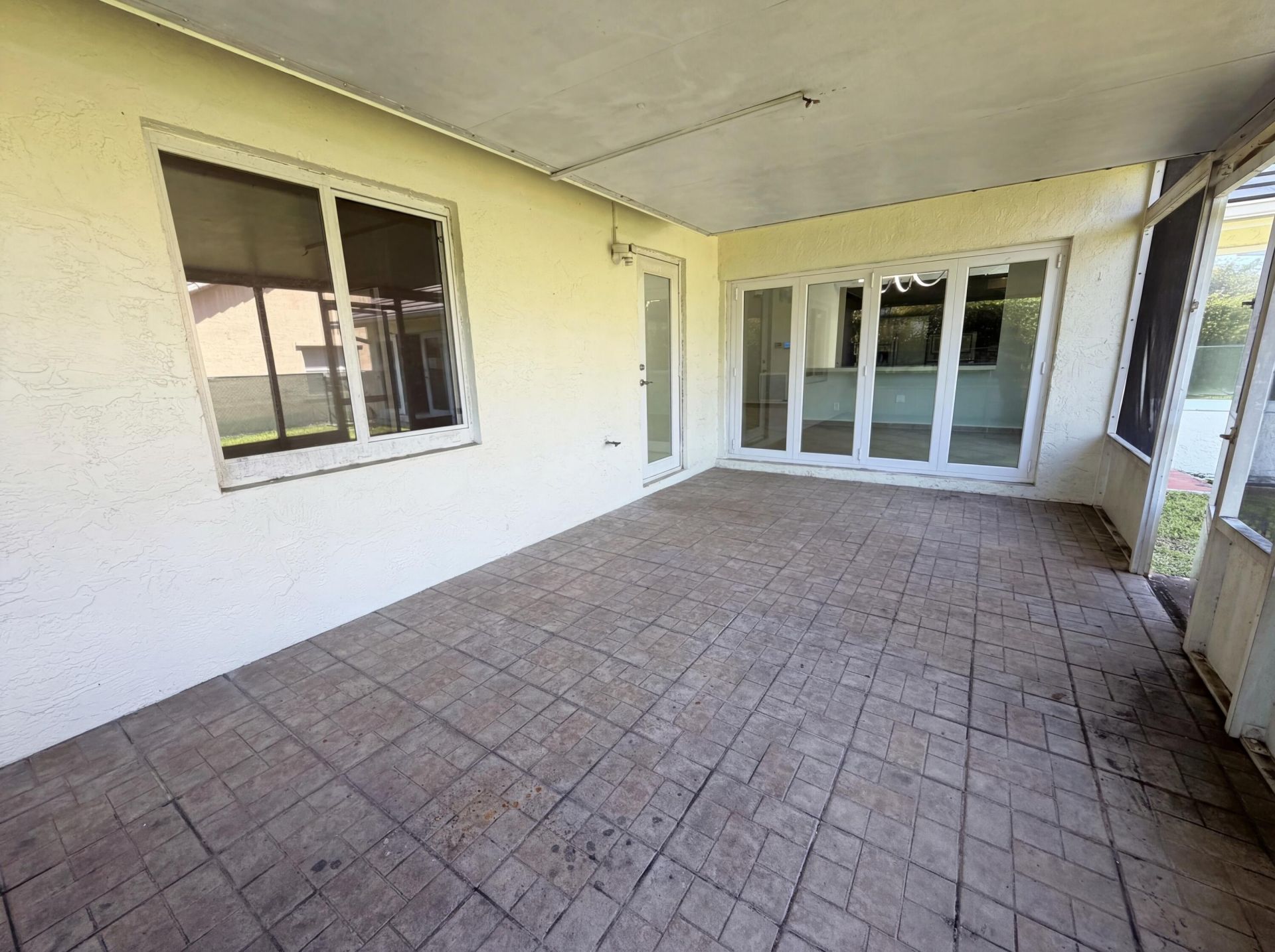 1179 NW 161st Avenue, Pembroke Pines, FL 33028 Photo