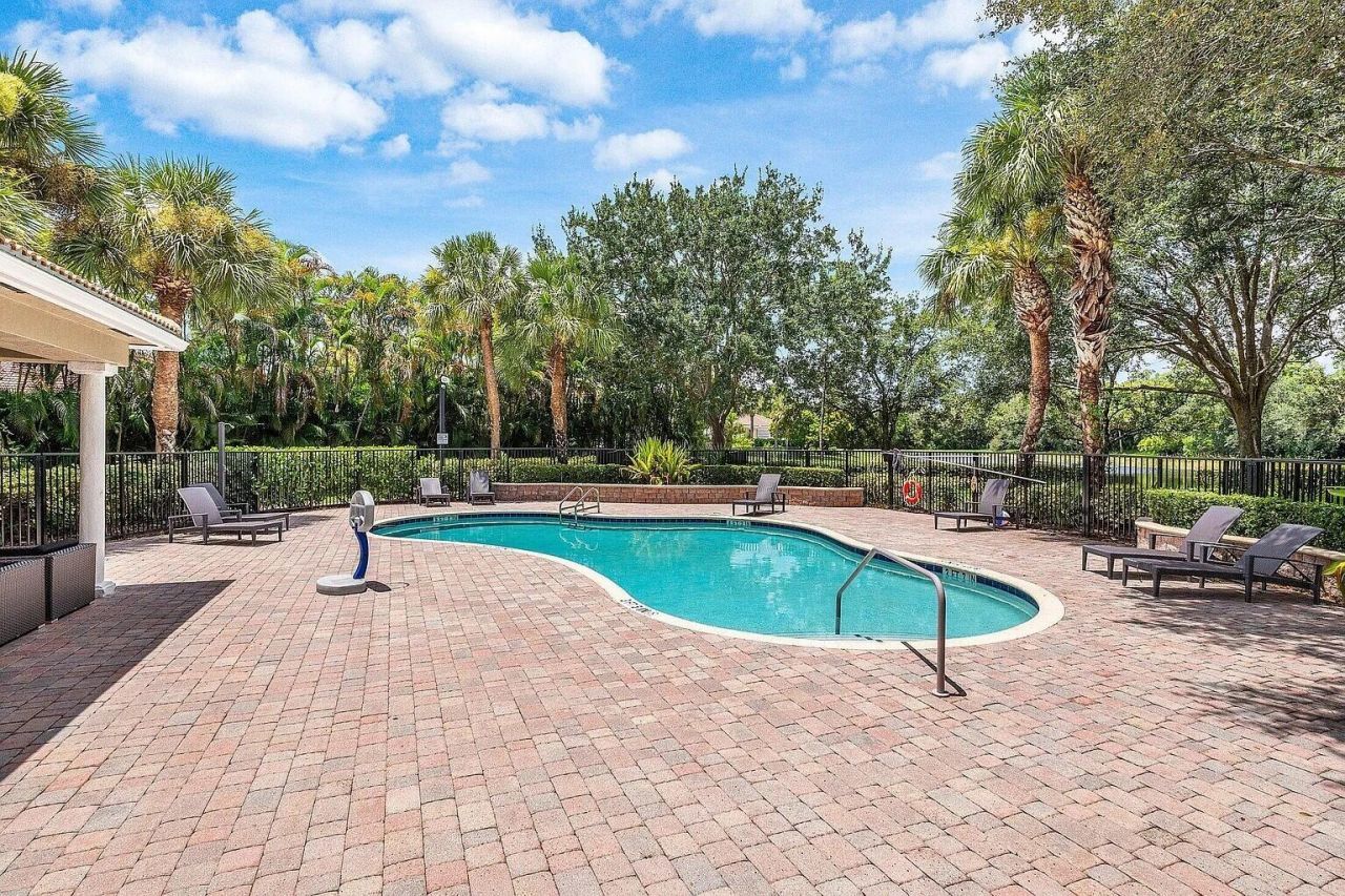 10487 Cypress Lakes Preserve Drive, Lake Worth, FL 33449 Photo