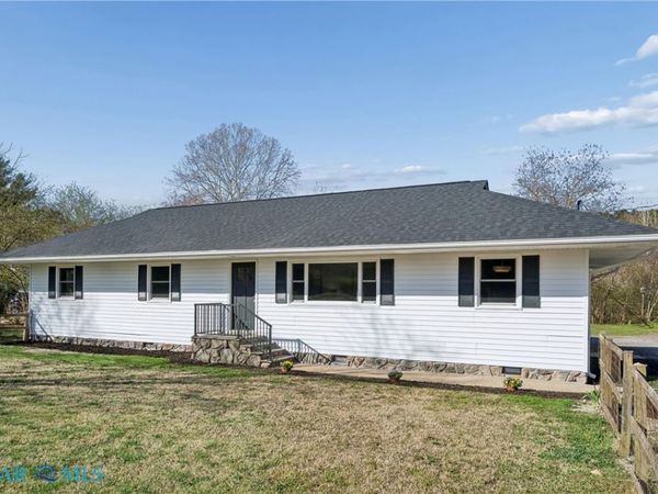 4404 Hickory Fork Road, Gloucester, VA 23061