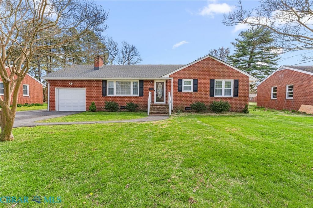 9 Terrace Drive, Poquoson, VA 23662 Main Photo