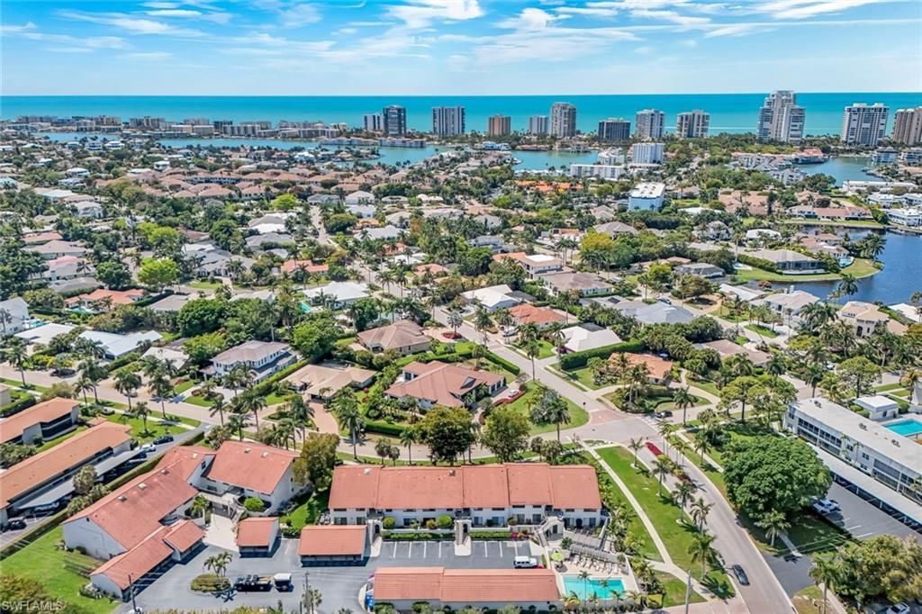 4092 Belair Ln, Unit 15, Naples, FL 34103 Photo