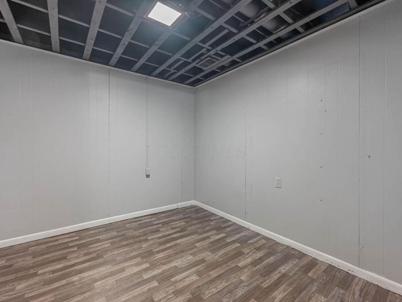 1300 Edgebrook Avenue, New Carlisle, OH 45344 Photo 23