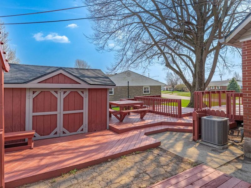 1300 Edgebrook Avenue, New Carlisle, OH 45344 Photo 29